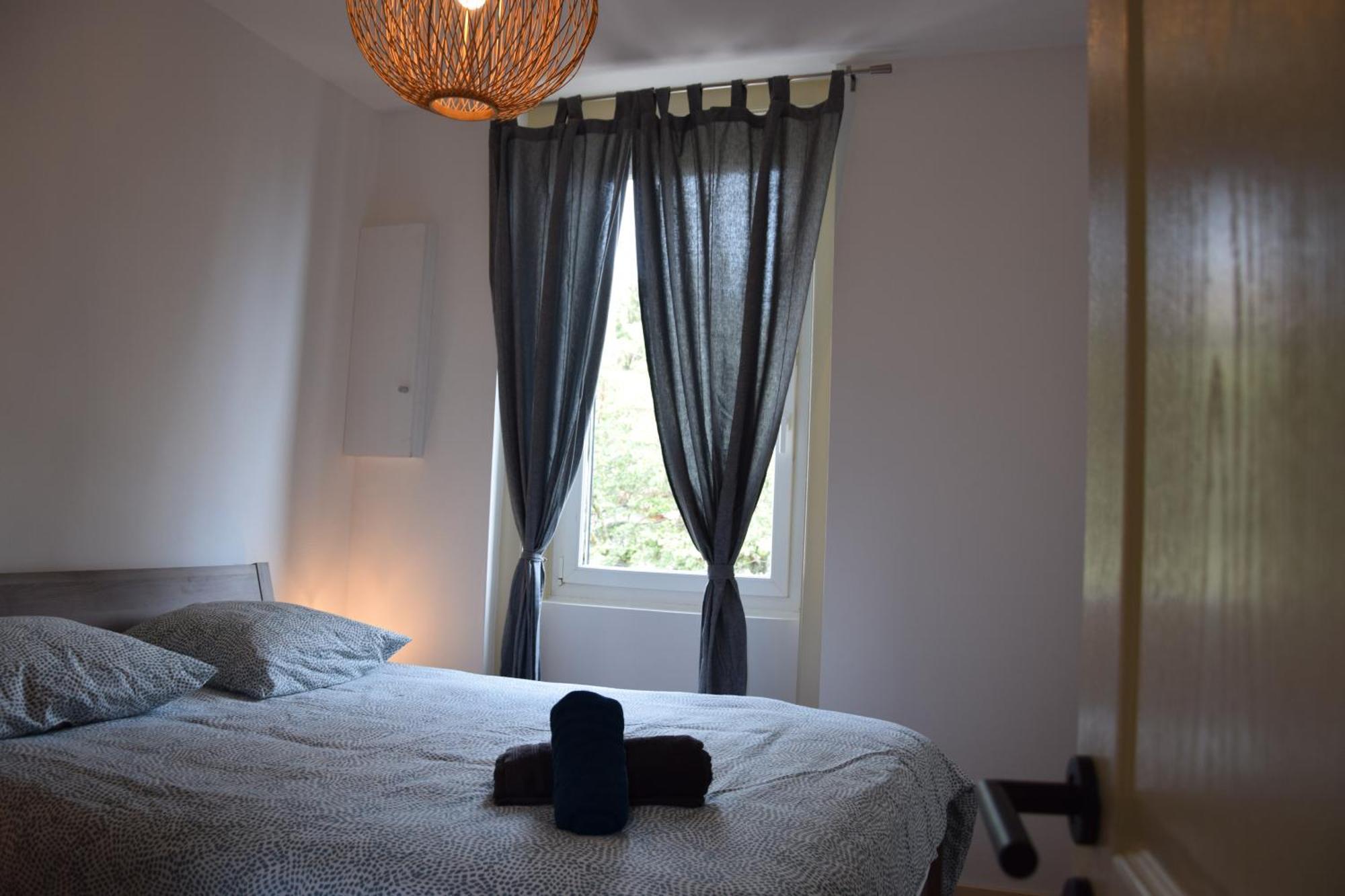 Elegant T2 A Bron, Tramway A 2Min, Box Parking, 4Personnes Daire Dış mekan fotoğraf